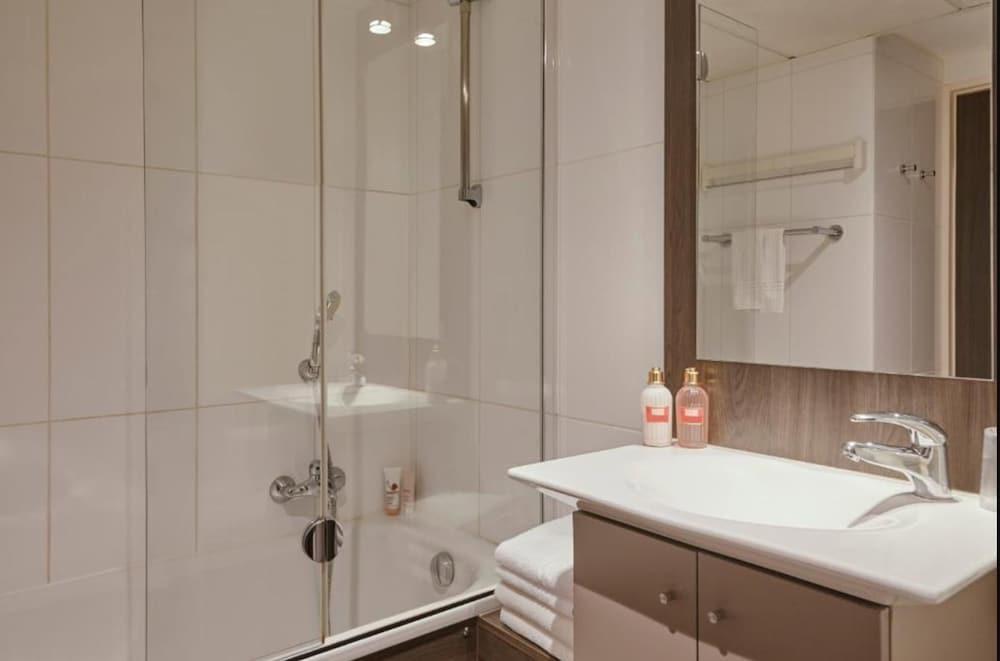 Aparthotel Adagio Access Marseille Saint Charles Exterior photo