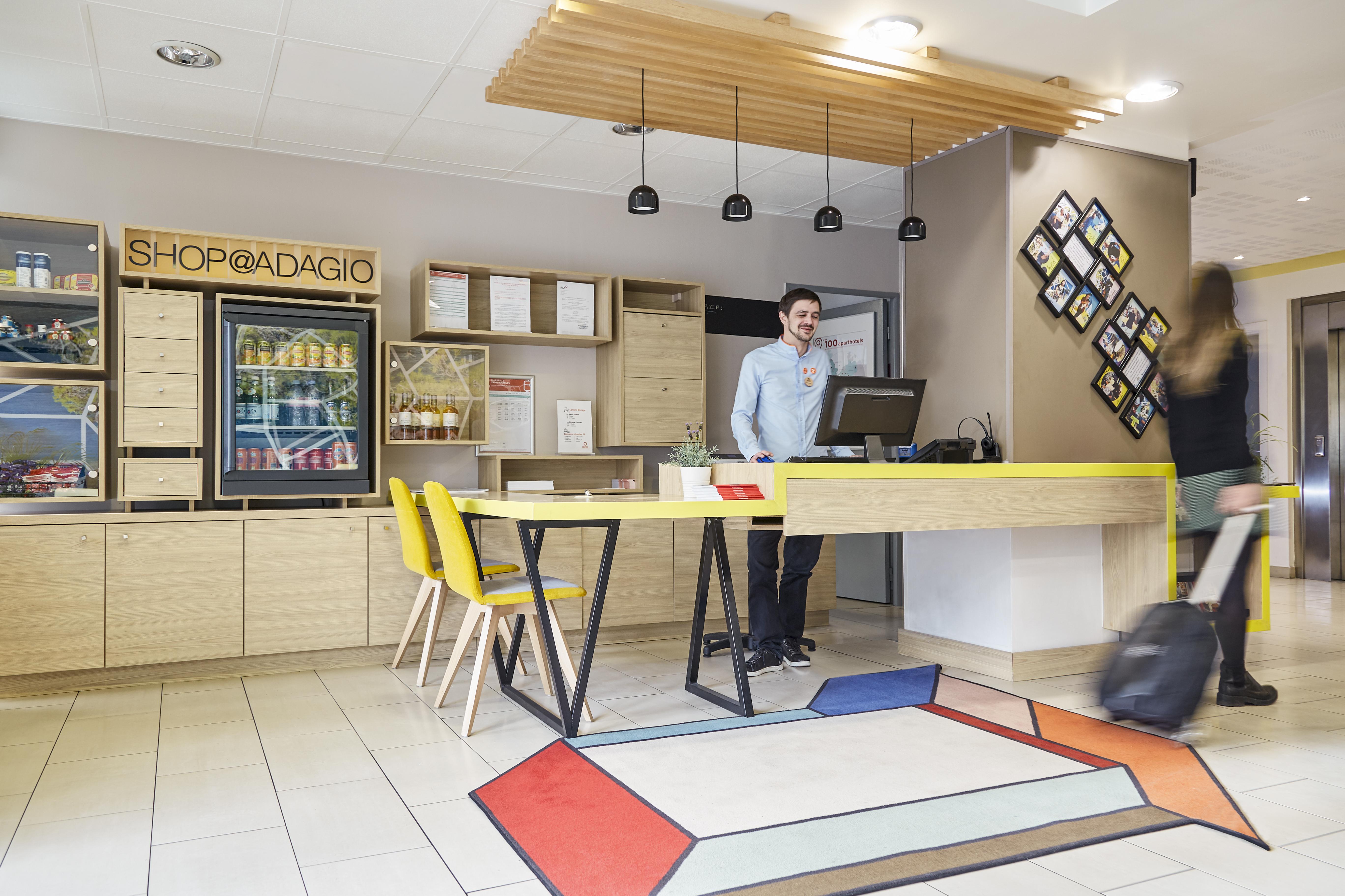 Aparthotel Adagio Access Marseille Saint Charles Exterior photo