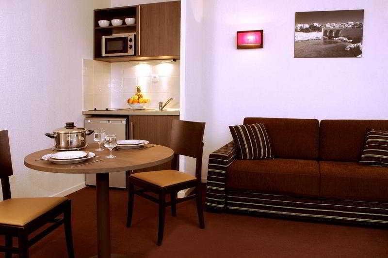 Aparthotel Adagio Access Marseille Saint Charles Room photo